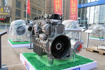 YCK15系列&nbsp;发动机外观                                                图片