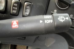 华菱重卡 310马力 6X4 7米自卸车(HN3240P31D7M3)