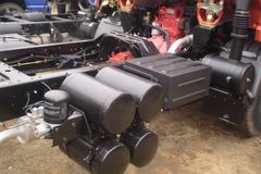 东风 凯普特中卡 140马力 4X2 6.1米厢式载货车(EQ5090XXYG12D6AC)