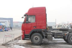 大运 340马力 6X4 牵引车(高顶)(CGC4250PB32WPD3D)