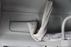 陕汽 德龙F3000重卡 375马力 6X4 牵引车(高速版)(SX4257NT324K1)