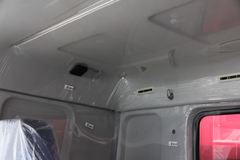 中国重汽 HOWO重卡 375马力 8X4 7.6米自卸车(侧翻)(ZZ3317N4067C1)