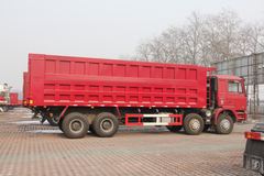 陕汽 德龙F2000重卡 336马力 8X4 8.3米自卸车(SX3315NR4561)
