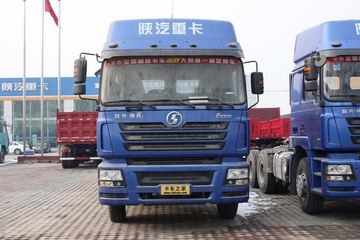 陕汽重卡 德龙F3000 轻量化版 336马力 6X4 LNG牵引车(SX4256NT384TLZ)