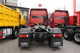 远威&nbsp;牵引车外观                                                图片