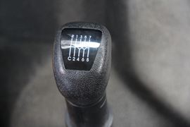 远威&nbsp;自卸车驾驶室                                               图片