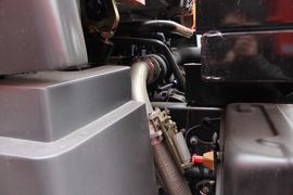 远威&nbsp;自卸车底盘                                                图片