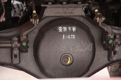 江铃重汽 远威重卡 290马力 6X4 5.6米自卸车(SXQ3250M6D)