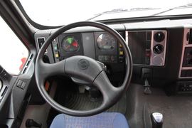 远威&nbsp;自卸车驾驶室                                               图片