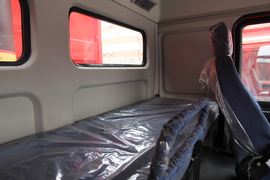 远威&nbsp;自卸车驾驶室                                               图片