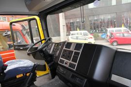 远威&nbsp;自卸车驾驶室                                               图片