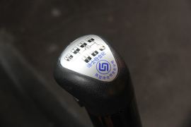 远威&nbsp;自卸车驾驶室                                               图片