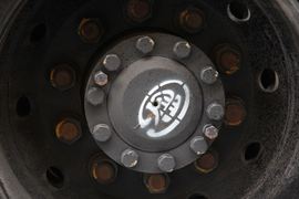 远威&nbsp;自卸车底盘                                                图片