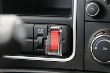 ���� �����V7�ؿ� 510���� 6X4 AMT�Զ�����ͷǣ����ͼƬ