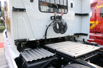 ���� �����V7�ؿ� 510���� 6X4 AMT�Զ�����ͷǣ����ͼƬ