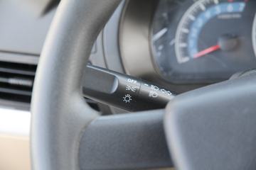 ������Խ��X5 1.5L 112���� 2.85��˫������С��(��˫̥)(SC1031FRS52)ͼƬ