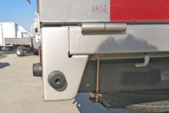 长安跨越王X3 舒适版 1.5L 112马力 2.71米双排栏板小卡(SC1031AAS5C)