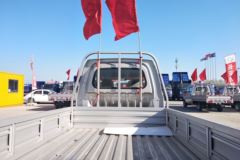 长安跨越王X3 舒适版 1.5L 112马力 2.71米双排栏板小卡(SC1031AAS5C)