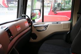 格尔发K5&nbsp;自卸车驾驶室                                               图片