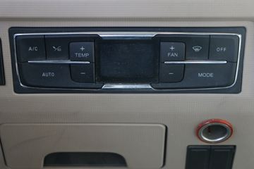 �й����� HOWO T5G 340���� 8X4 9.4����س�����(ZZ5317XLCN466GE1)ͼƬ