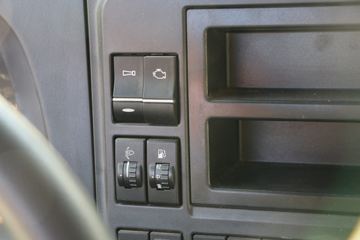 �й����� HOWO T5G 340���� 8X4 9.4����س�����(ZZ5317XLCN466GE1)ͼƬ