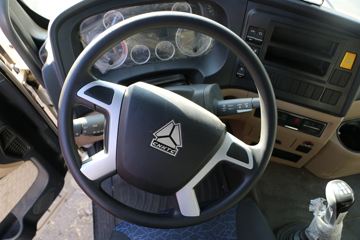 �й����� HOWO T5G 340���� 8X4 9.4����س�����(ZZ5317XLCN466GE1)ͼƬ