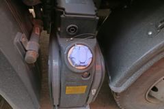 中国重汽 HOWO T5G 340马力 8X4 9.4米冷藏车底盘(ZZ5317XLCN466GE1)
