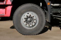 中国重汽 豪瀚J7B 340马力 8X4 7.6米自卸车(ZZ3315N3866E1)
