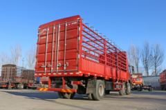 青岛解放 悍V重卡 240马力 6X2 7.7米仓栅式载货车(CA5250CCYP1K2L5T3E5A80-1)