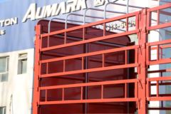 青岛解放 悍V重卡 240马力 6X2 7.7米仓栅式载货车(CA5250CCYP1K2L5T3E5A80-1)