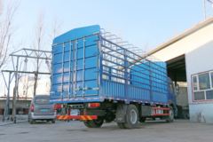 青岛解放 龙VH中卡 220马力 4X2 6.75米仓栅式载货车(CA5189CCYPK2L2E5A80)