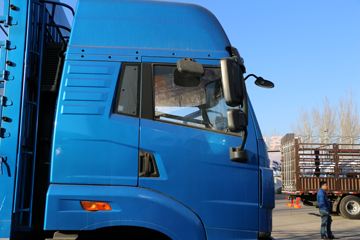 �ൺ��� ;V�ؿ� 350���� 8X4 9.5�ײ�դʽ�ػ���(CA5313CCYP2K2L7T4E5A80-1)ͼƬ