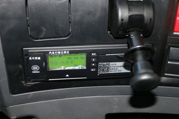 �ൺ��� ;V�ؿ� 350���� 8X4 9.5�ײ�դʽ�ػ���(CA5313CCYP2K2L7T4E5A80-1)ͼƬ