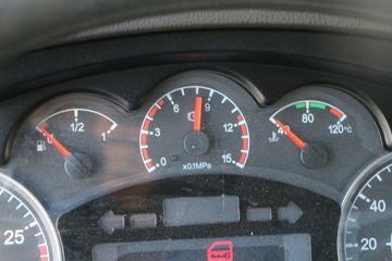 �ൺ��� ;V�ؿ� 350���� 8X4 9.5�ײ�դʽ�ػ���(CA5313CCYP2K2L7T4E5A80-1)ͼƬ