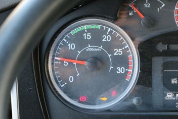 �ൺ��� ;V�ؿ� 350���� 8X4 9.5�ײ�դʽ�ػ���(CA5313CCYP2K2L7T4E5A80-1)ͼƬ