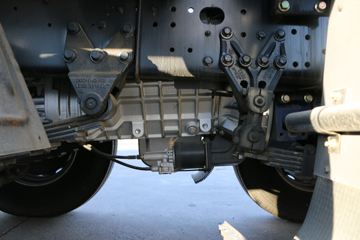 �ൺ��� ;V�ؿ� 350���� 8X4 9.5�ײ�դʽ�ػ���(CA5313CCYP2K2L7T4E5A80-1)ͼƬ