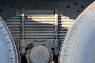 �ൺ��� ;V�ؿ� 350���� 8X4 9.5�ײ�դʽ�ػ���(CA5313CCYP2K2L7T4E5A80-1)ͼƬ