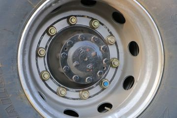 �ൺ��� ;V�ؿ� 350���� 8X4 9.5�ײ�դʽ�ػ���(CA5313CCYP2K2L7T4E5A80-1)ͼƬ