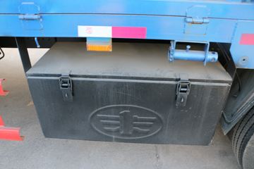 �ൺ��� ;V�ؿ� 350���� 8X4 9.5�ײ�դʽ�ػ���(CA5313CCYP2K2L7T4E5A80-1)ͼƬ