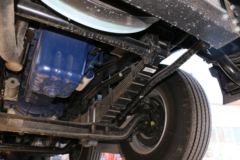 青岛解放 途V重卡 350马力 8X4 9.5米仓栅式载货车(CA5313CCYP2K2L7T4E5A80-1)