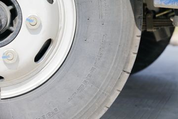 Ծ�� ��ԽC500-33 2019�� 140���� 4.14�׵�����ʽ�ῨͼƬ