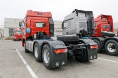 一汽解放 新J6P重卡 质惠版 新北方款 420马力 6X4牵引车(CA4250P66K24T1A1E5) 一汽解放 新J6P重卡 质惠版 新北方款 420马力 6X4牵引车(CA4250P66K24T1A1E5)