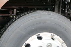 一汽解放 新J6P重卡 领航版 四季款 550马力 6X4牵引车(CA4250P66K25T1A1E5)