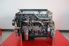 菲亚特C9 544马力 8.7L 国六 天然气发动机