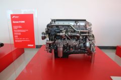 菲亚特C9 544马力 8.7L 国六 天然气发动机