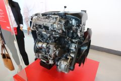 菲亚特F1C 185马力 3L 国六 天然气发动机