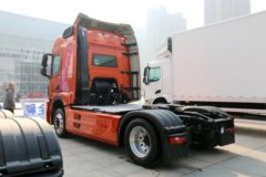 陕汽重卡 德龙H6000 430马力 4X2牵引车(SX4180GC1Q1)