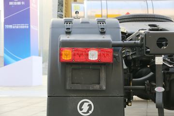 �����ؿ� ����X3000 460���� 6X4 LNGǣ����(����))ͼƬ