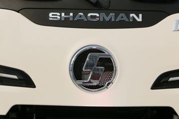 �����ؿ� ����L6000 4X2 ��ʽ�ػ���ͼƬ