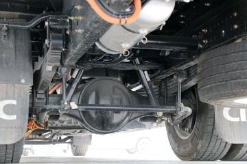 �����ؿ� ����L6000 4X2 ��ʽ�ػ���ͼƬ